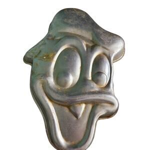 Vintage Wilton Bakeware Disney Donald Duck Cake Pan 1970s